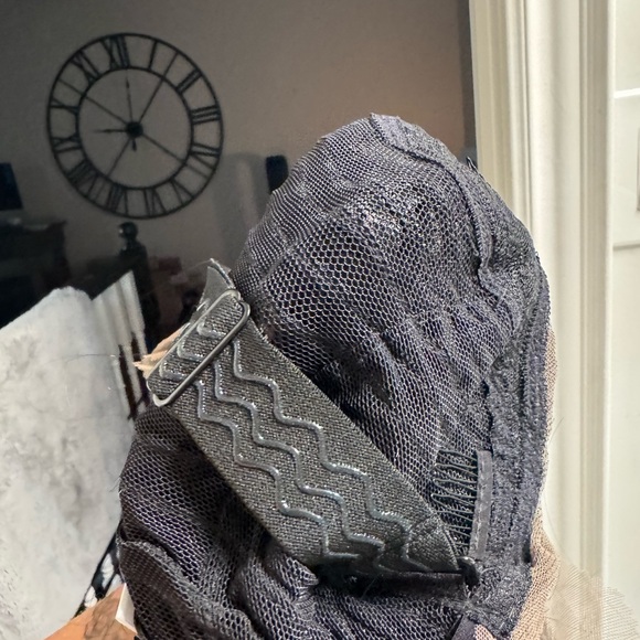 Chelsey Smith cosmetics - Aniston (black) new with tags and lace attached - Picture 7 of 7